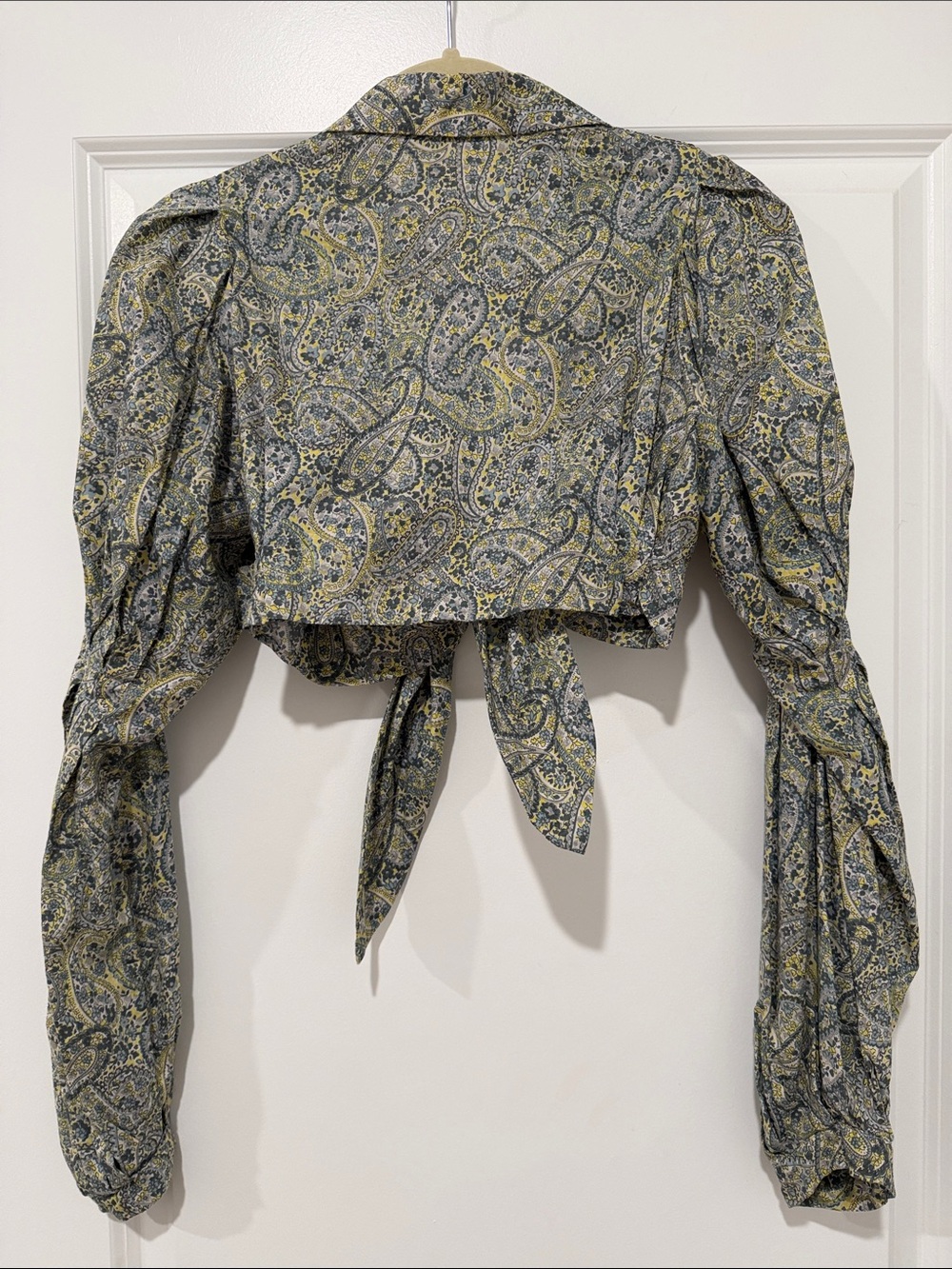 Paisley Tie-Front Crop Blouse - Picture 6 of 8